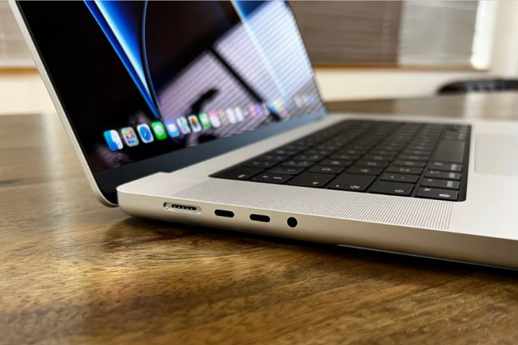 MacBook Pro 2021 (16 дюймів)